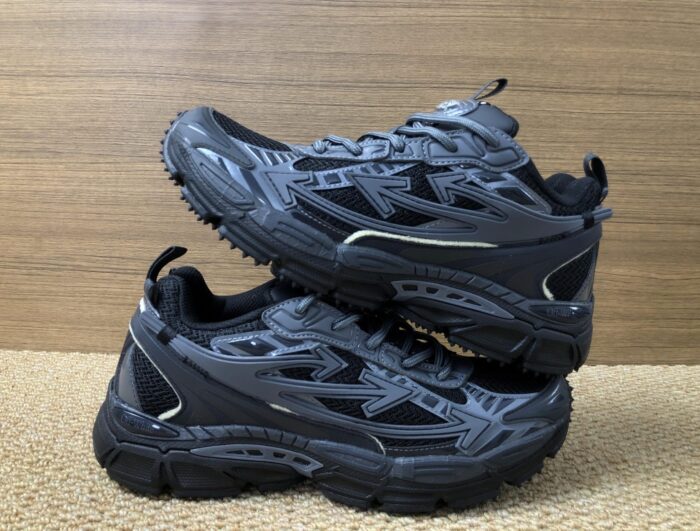 Off-White Be Right Back Sneaker 'Black'