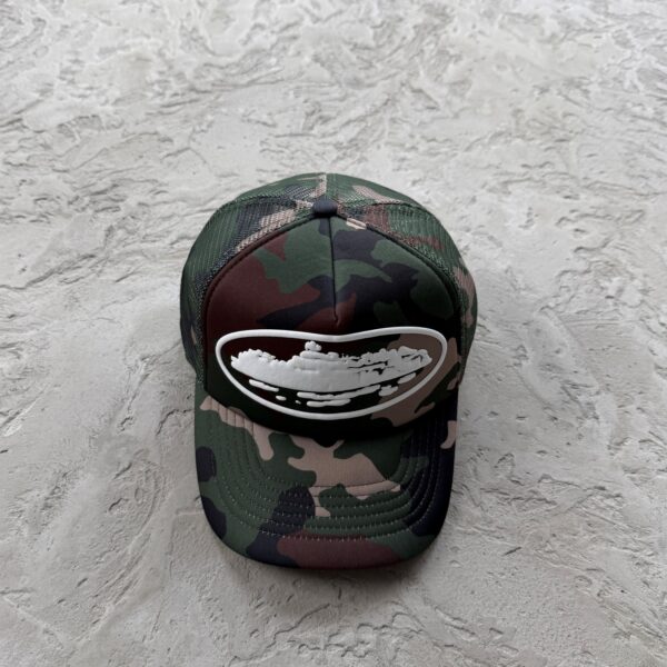 Corteiz Island Puff Print Trucker Hat