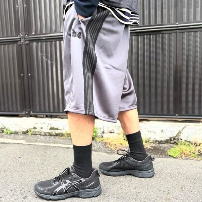 Needles Track Short Black/Silver