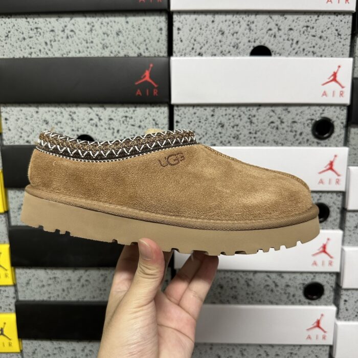 Classic Ultra Mini Boot