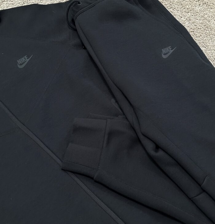 Nike Tech Fleece Classic Tracksuit