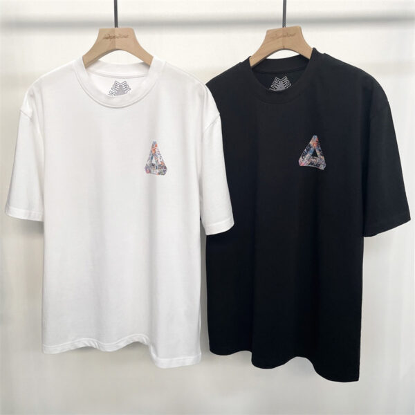 Palace Tri-Sticker Pack T-shirt4 Palace Tri-Sticker Pack T-shirt