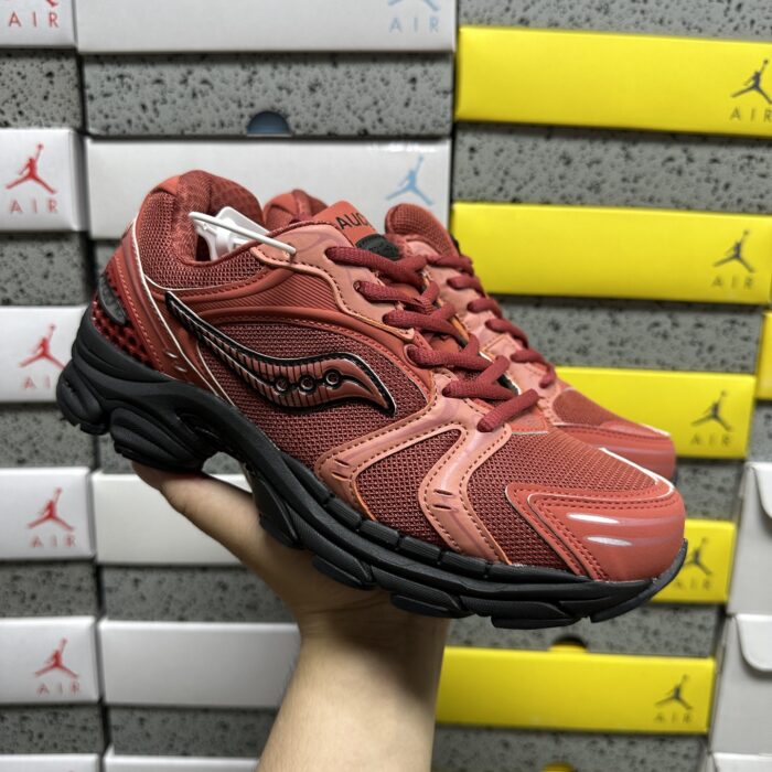 Sauconi Pro Grid Omni 9 'Brown Brun'