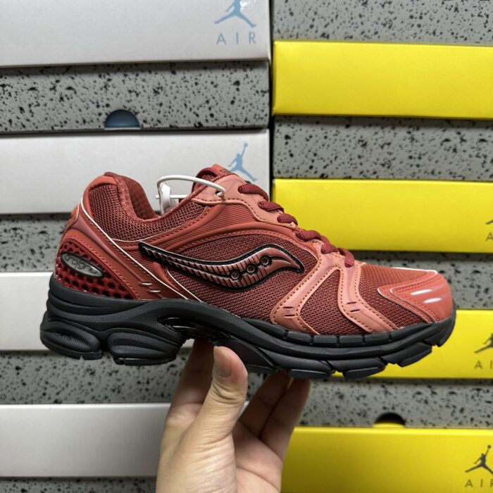 Sauconi Pro Grid Omni 9 'Brown Brun'