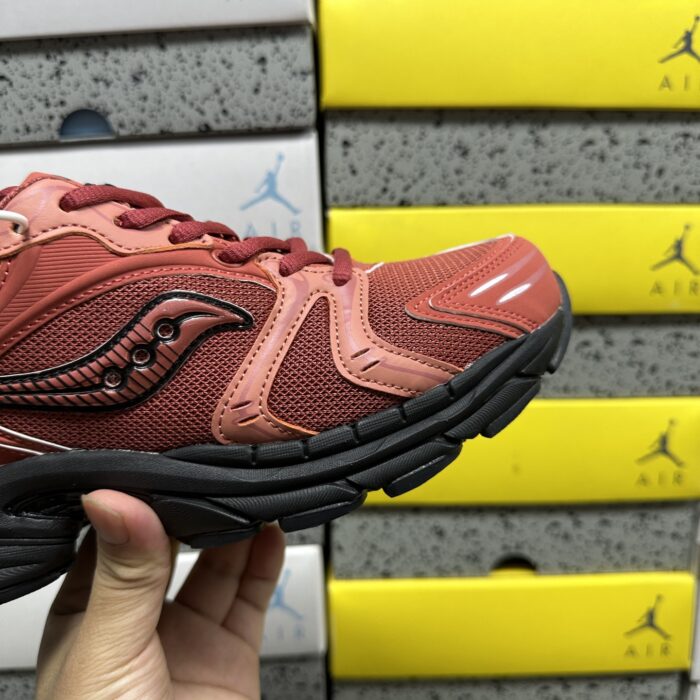 Sauconi Pro Grid Omni 9 'Brown Brun'
