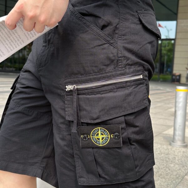 Stone Island Short Cargo Zipper & Pockets29 Stone Island Short 'Cargo Zipper & Pockets'
